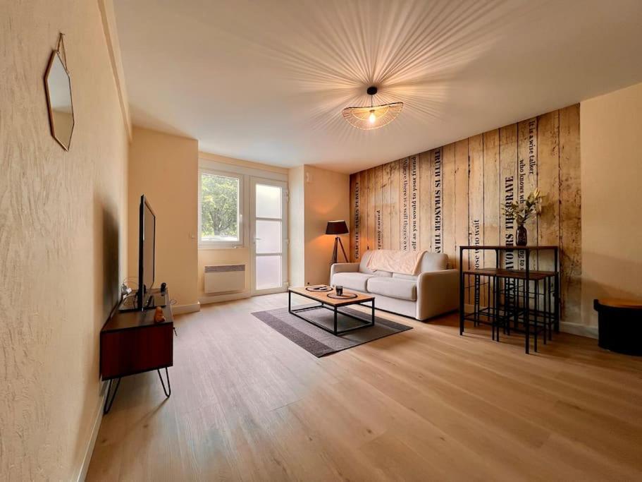 Appartement Climatise 4Prsn Au Pied De La Citadelle 贝桑松 外观 照片